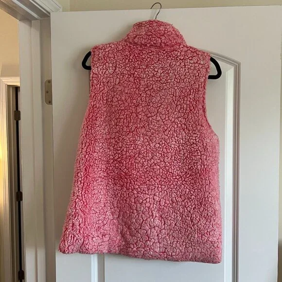 Simply Southern Sherpa vest, pink with grey collar - Picture 3 of 4